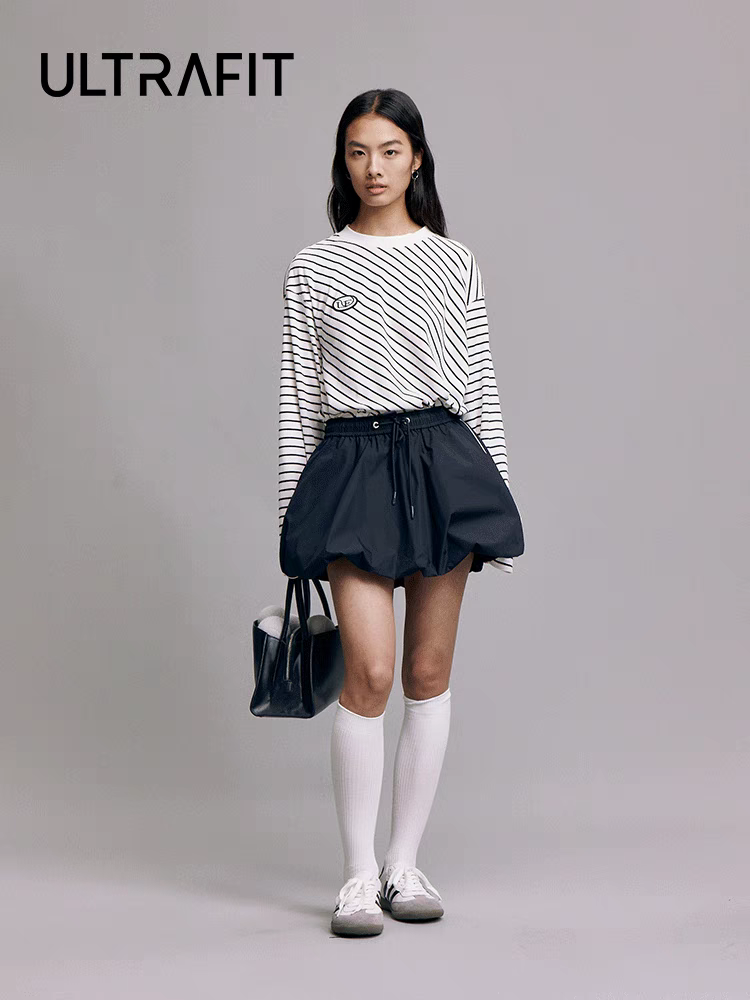 Black and White Striped Crew Neck Loose Top