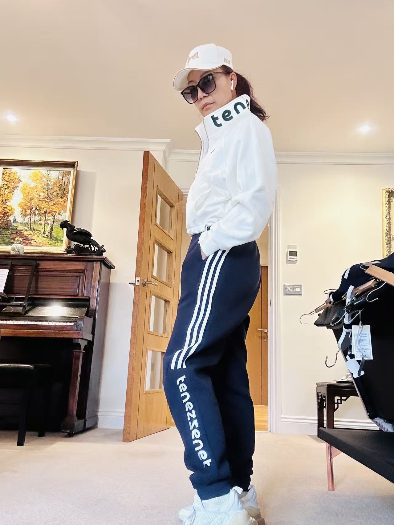 Classic Navy & White tenez® Jogger