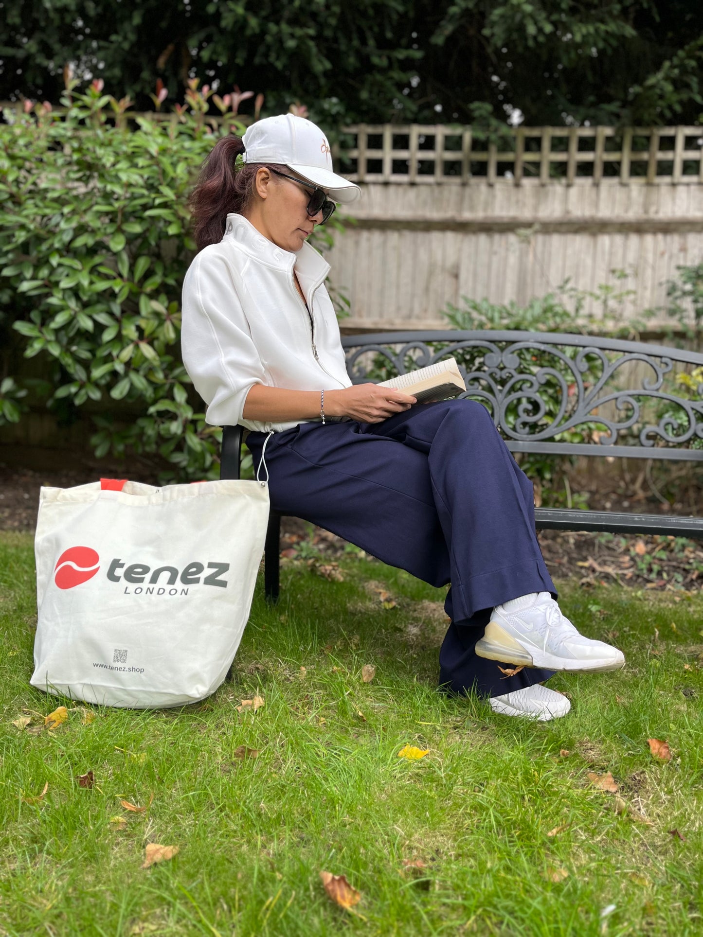 Short Cut tenez® Sweater with Zip