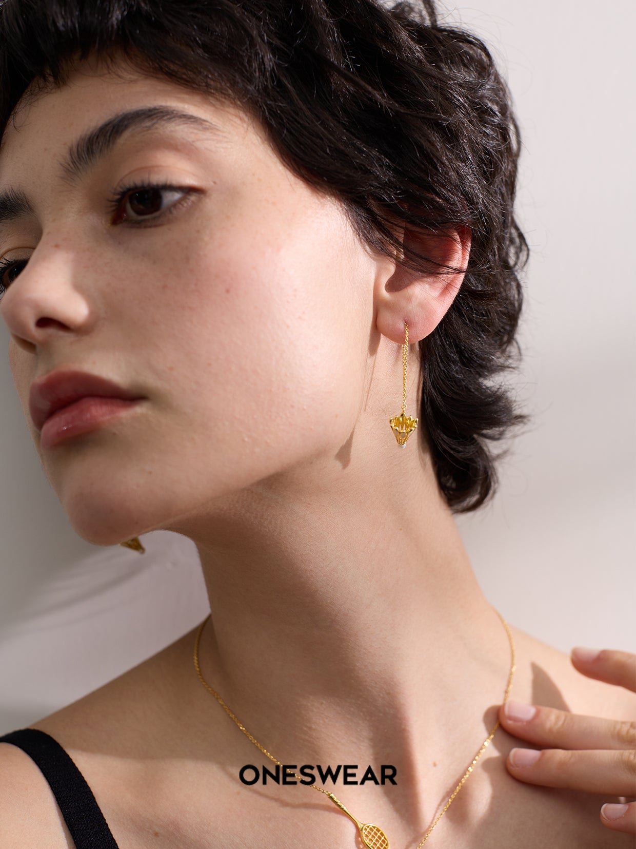 Badminton Ear Thread (Single)
